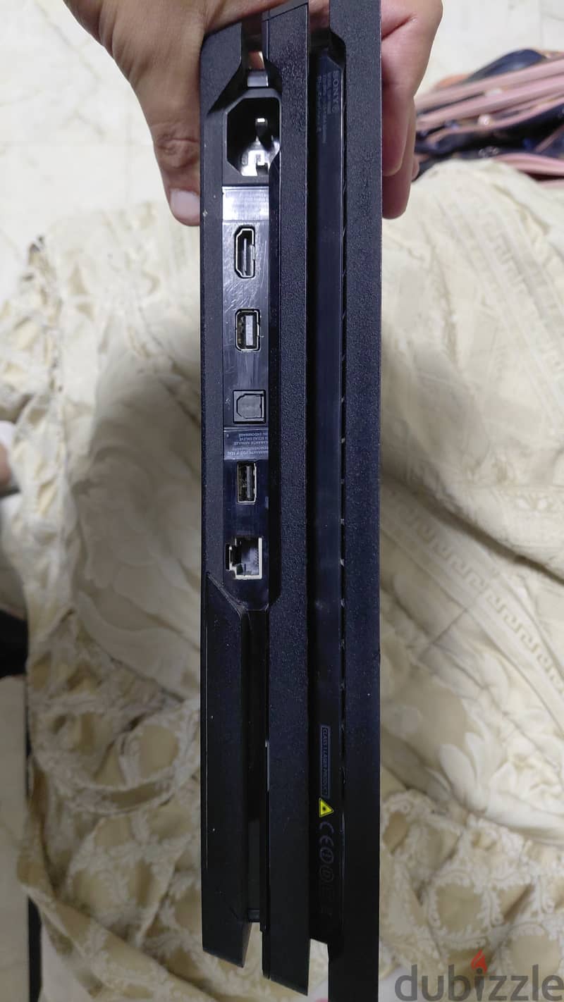 Ps4 pro 1