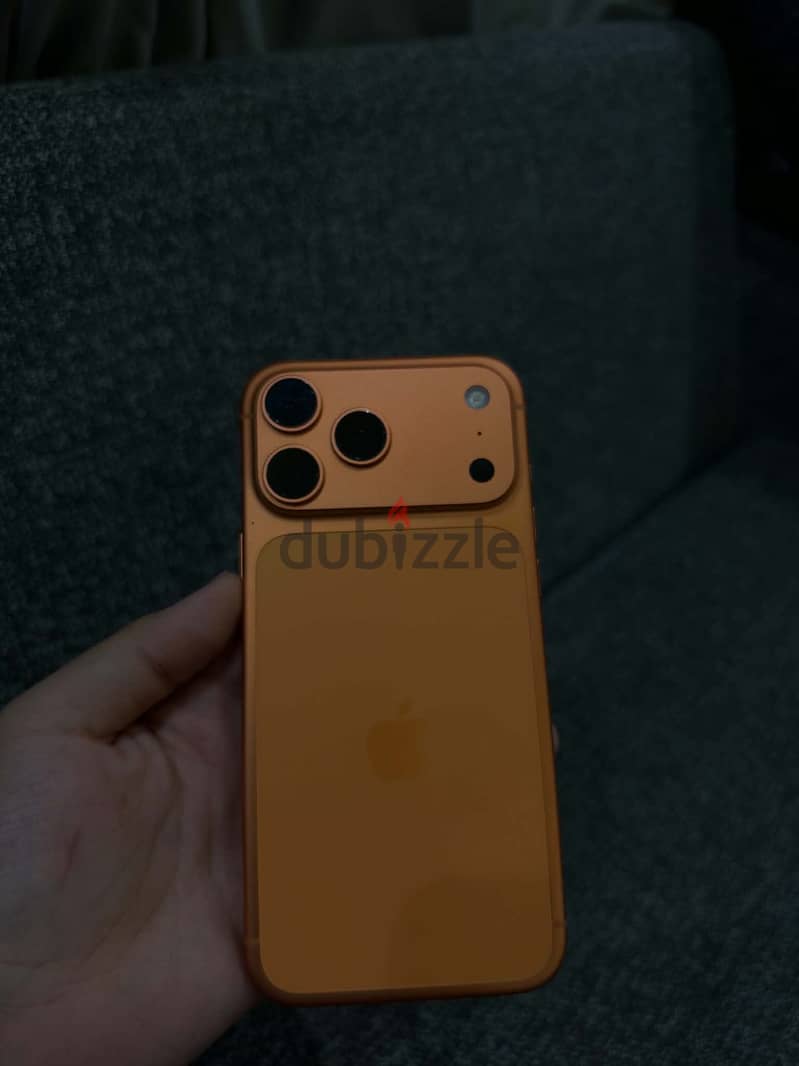 Apple - iPhone 17 Pro Max 1