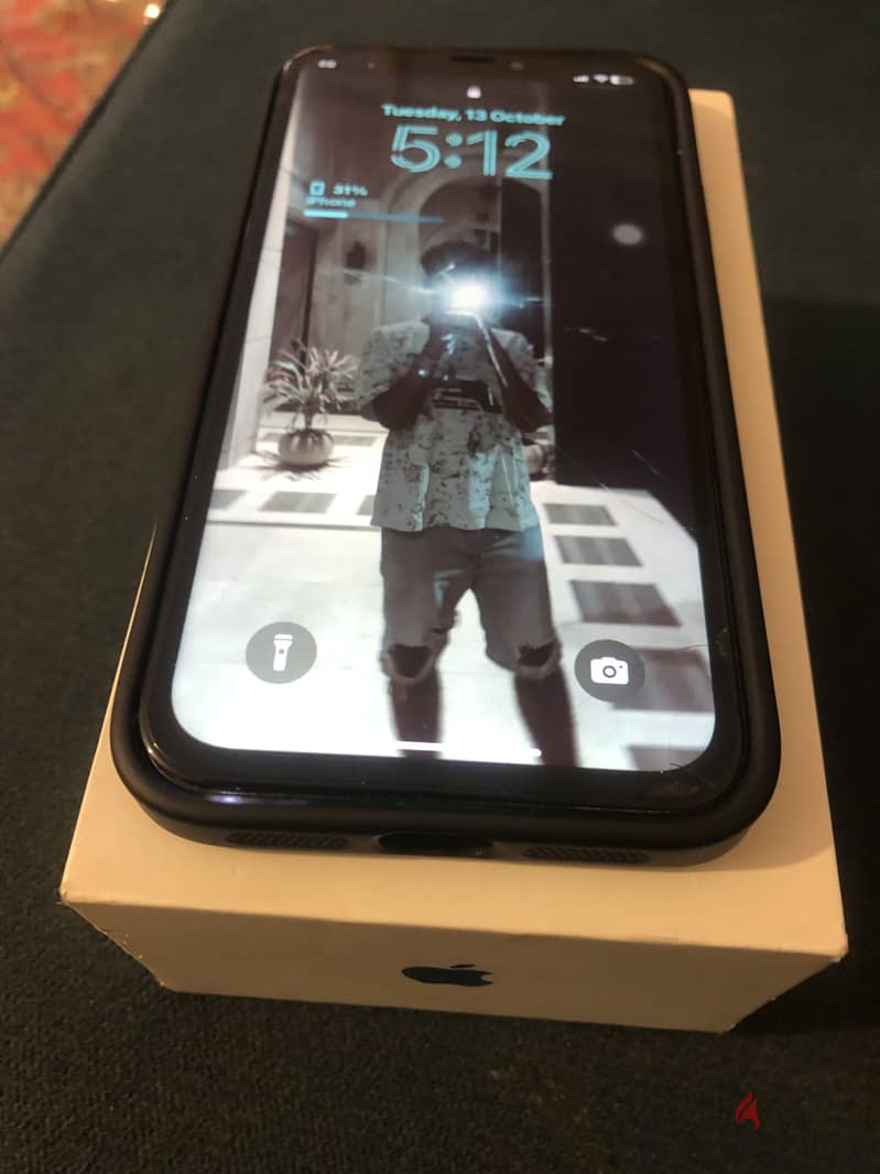 Apple - iPhone XR 2