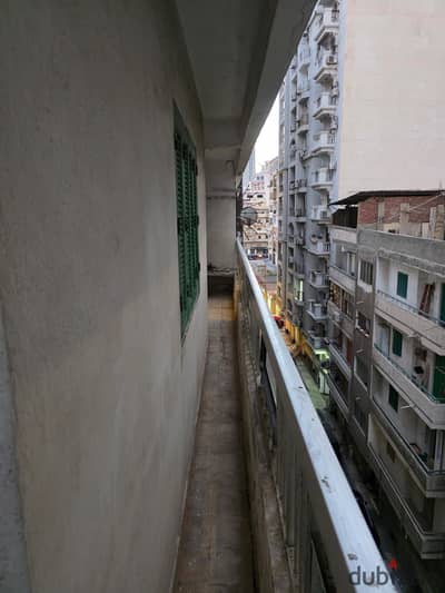 Opportunity for sale in Stanley, steps to the beach, apartment 135 meters