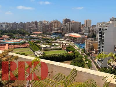 160 sqm apartment for sale in Cleopatra, Sporting Club view, 3 bedrooms, master room, 2 baths, 11th floor, private rooftop, land share, built 2007.