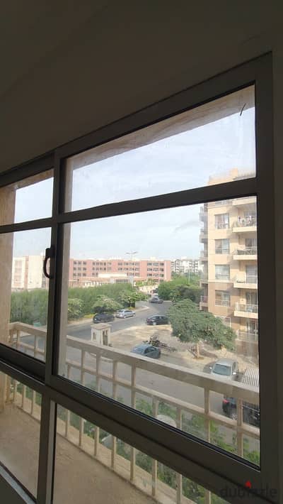 Apartment for rent in Madinaty B11 with a very special view at a price of 18 thousand, key available
