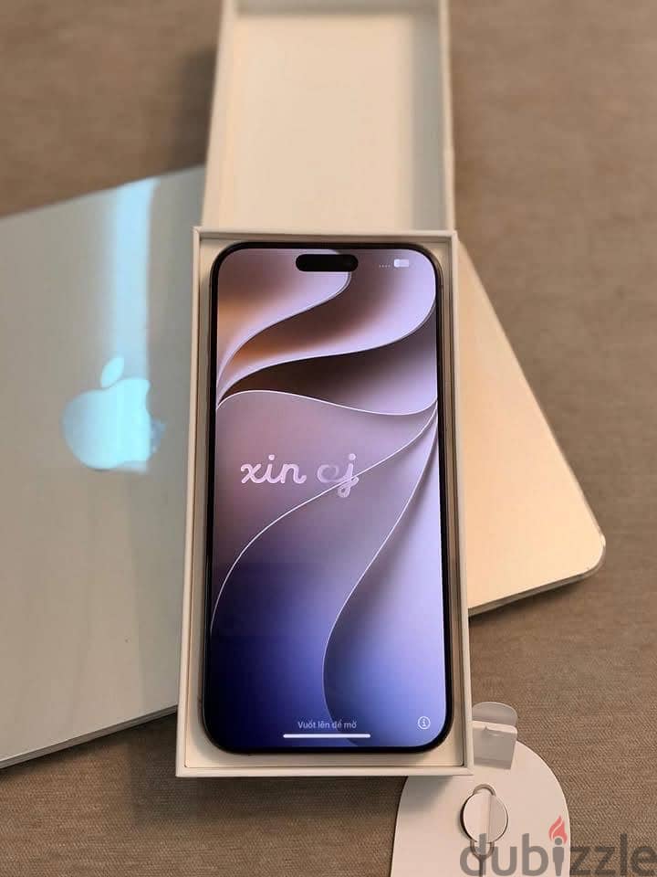 Iphone 16 pro max 1
