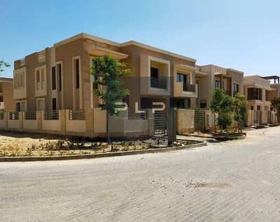 Twin House Villa Resale at a Special Price in Taj City Compound تاج سيتي نيو القاهرة