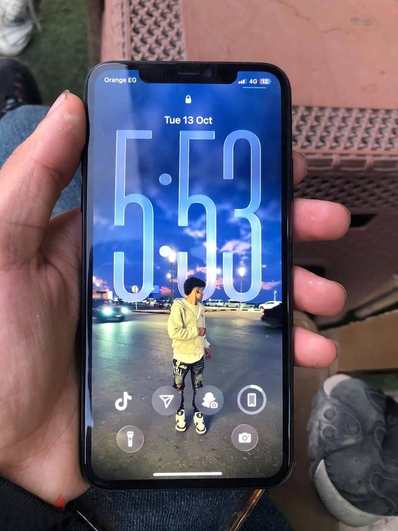 Apple - iPhone 11 Pro Max 1
