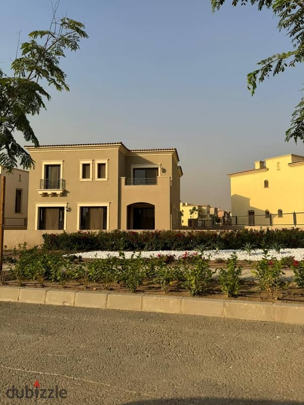 بفيو لاند سكيب فيلا مستقلة للبيع للاستلام الفوري في سيتي جيت ديار قطرية القاهرة الجديدة City Gate Diar Qatari New Cairo