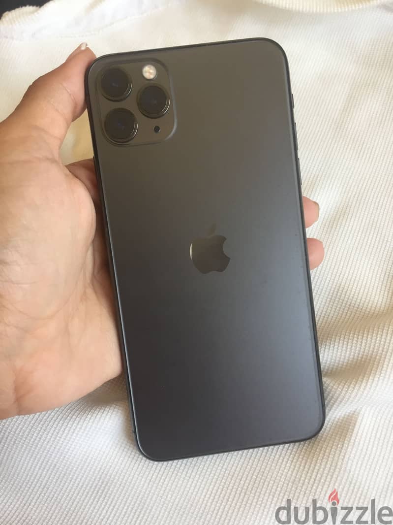 Apple - iPhone 11 Pro Max 1