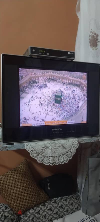 يعمل بكفاءة جيده