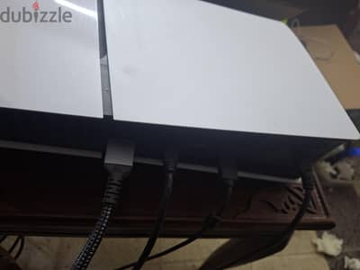 مساحه، تيرا ps5 slim disc حاله ممتازه جدا جدا  يعتبر جديد