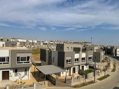 Prime Corner Townhouse for Sale in Etapa, Sheikh Zayed | 320 SQM Built-Up + 190 SQM Garden | EGP 14.3M Cash + Installments Until 2029