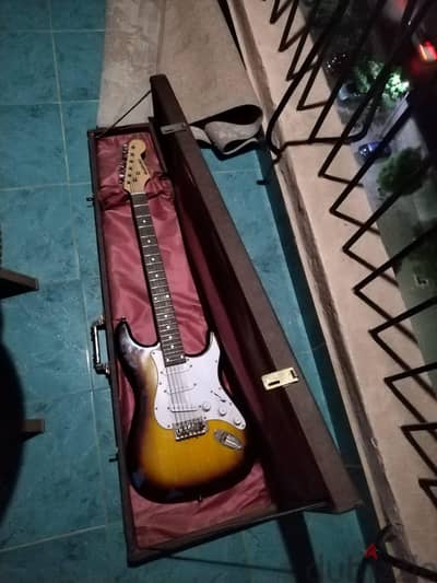 Suzuki Electric Guitar