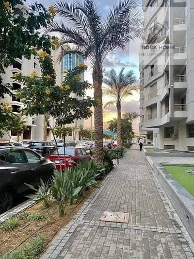 شقه للبيع في كمبوند بفاريا تاون معمار المرشدي 175 متر الترا سوبر لوكس تشطيب مودرن
