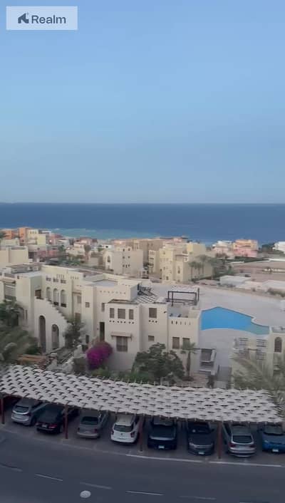 اطلاله كامله على البحر بروف خاص وسط مدينه متكاملة