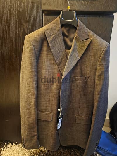 بدله tiehouse بني جديده