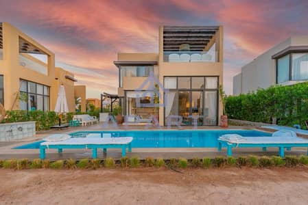 Villa Direct on Lagoon at Tawlia with Private Pool