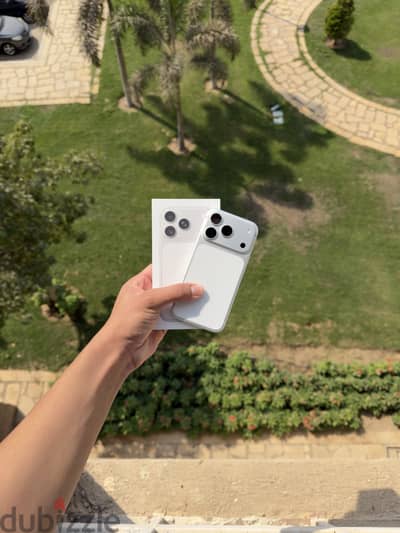 Apple - iPhone 17 Pro
