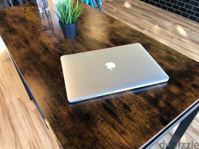 كالجديد لاب توب ابل Apple MacBook Pro Core i7 رامات 16 جيجا وهارد SSD