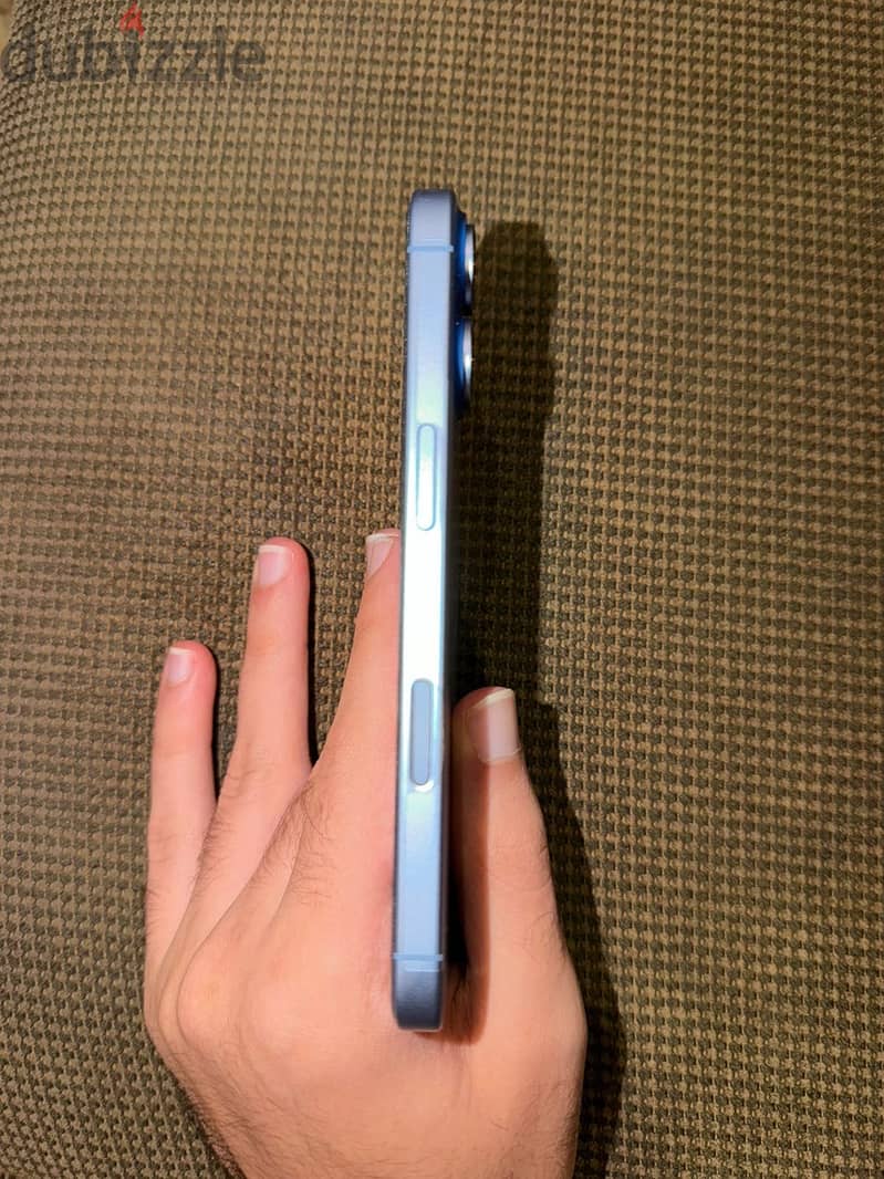 Apple - iPhone 17 3