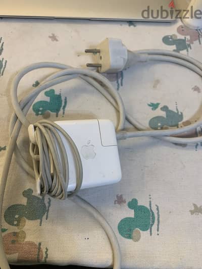 MacBook للبيع 