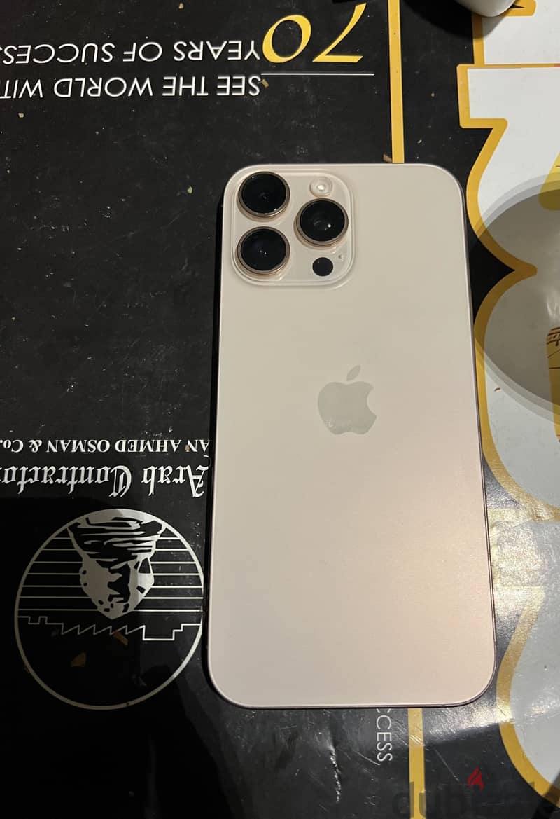 Apple - iPhone 16 Pro Max 1