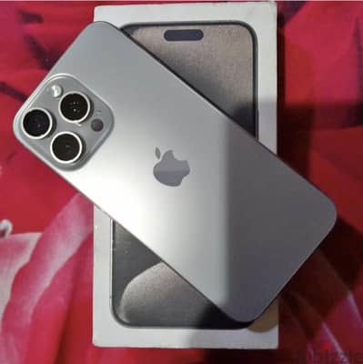 Iphone 15 pro max 85%