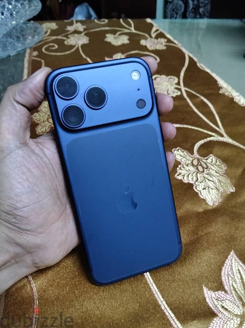 Apple - iPhone 17 Pro Max 1