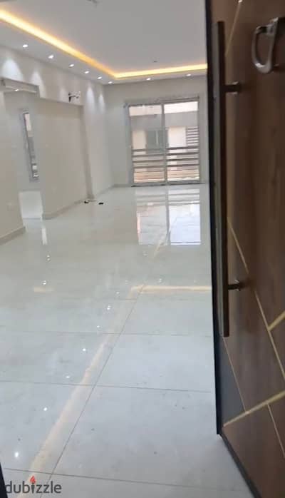 شقة ١٥٦ م متشطبة سوبر لوكس في كنز كمبوند حدائق اكتوبر