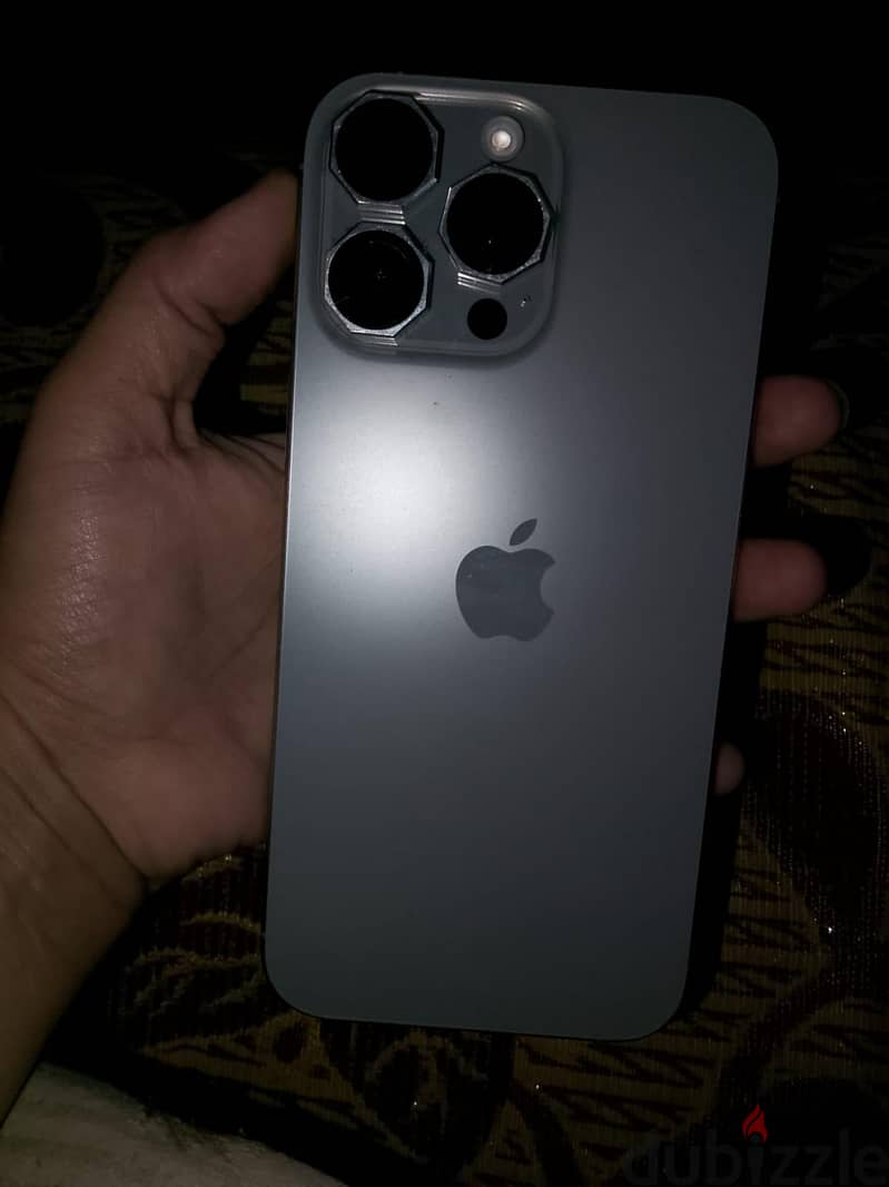 Apple - iPhone 16 Pro Max 1