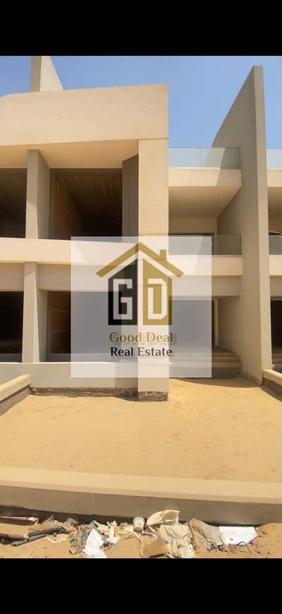 350 sqm Townhouse, ready for immediate delivery, in Midtown Sky.