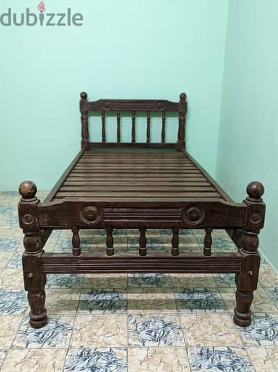سرير اطفال