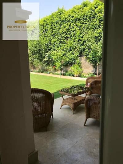 Due to necessity, I am selling the most distinguished villa in the compound in the heart of Sheikh Zayed.