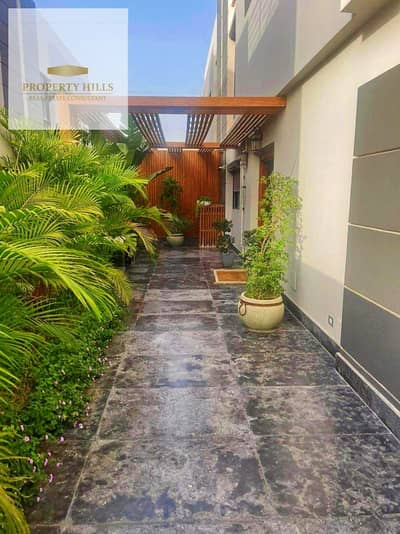 Due to necessity, I am selling the most distinguished villa in Primokution on the Golden Line.