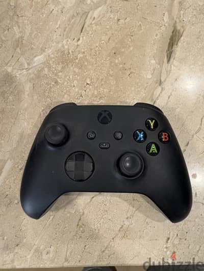 xbox series x barely used perfect condition one controller