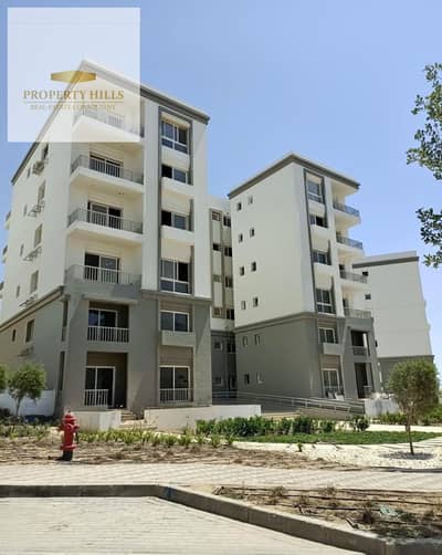 3 bedrooms Apartments for sale in Hyde park new Cairo 142 sqm with terrace landscape view down payments 5% installments 10 years