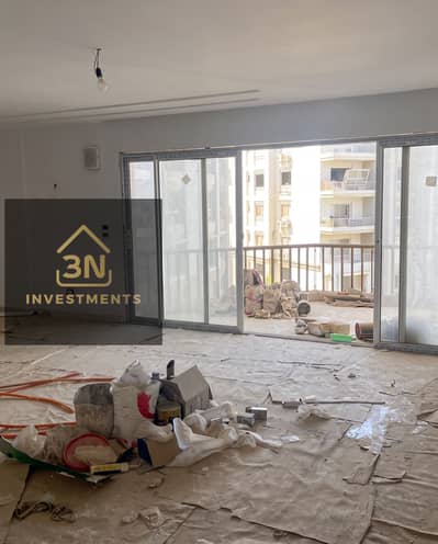 شقه بحري استلام فوري ريسيل بسعر اقل من سعر الشركه في هايد بارك التجمع الخامس بالقرب من  Hyde Park New Cairo - AUC