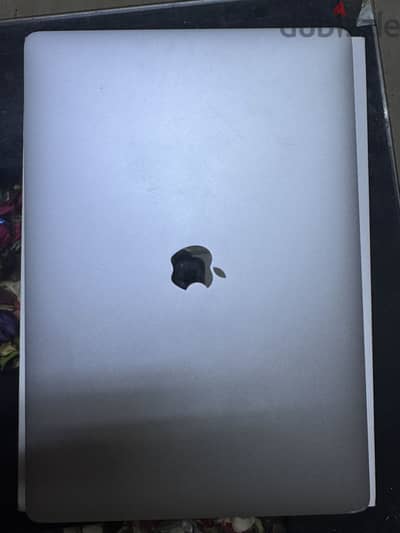MacBook Pro 16-inch core i9 2019