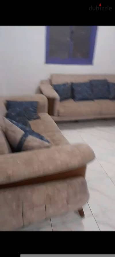 Furnished apartment for annual rent for family, groom, student, or company, with 2 bedrooms, two-piece reception, kitchen, bathroom, on the fourth upper floor, very comfortable stairs, in Alexandria, Al-Ajami, kilo 21, on Al-Nakhil beach, in a very distinguished location.