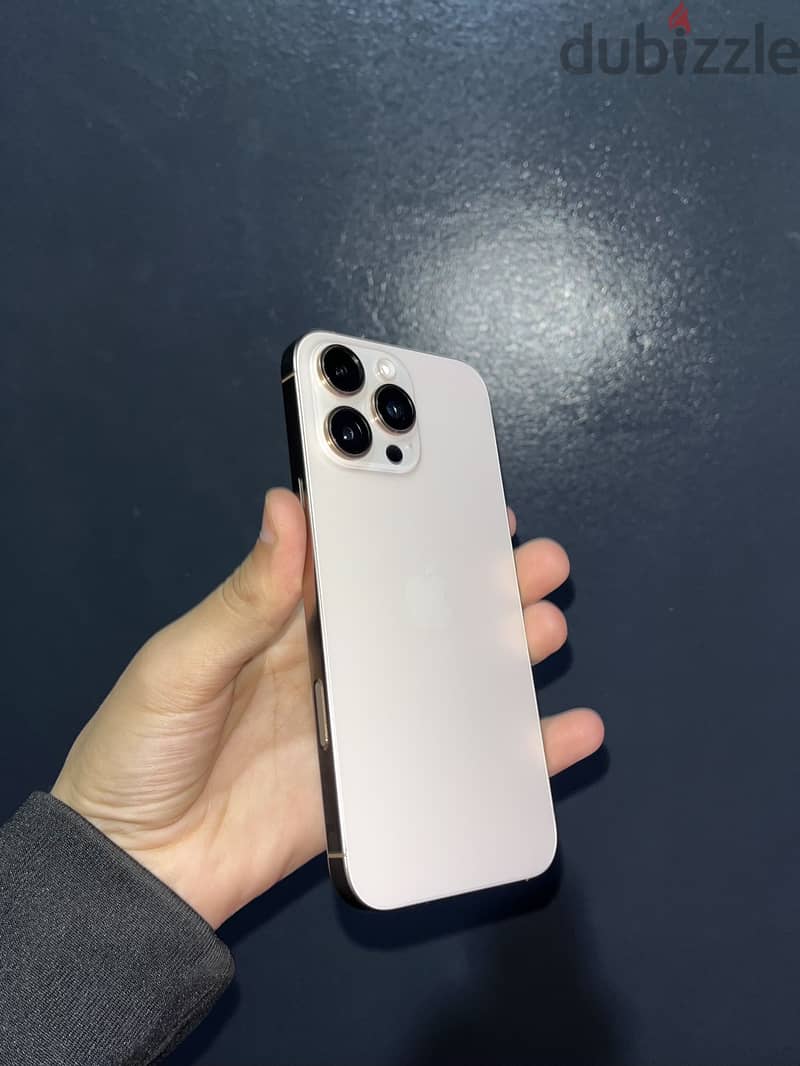 iPhone 16 pro max 1