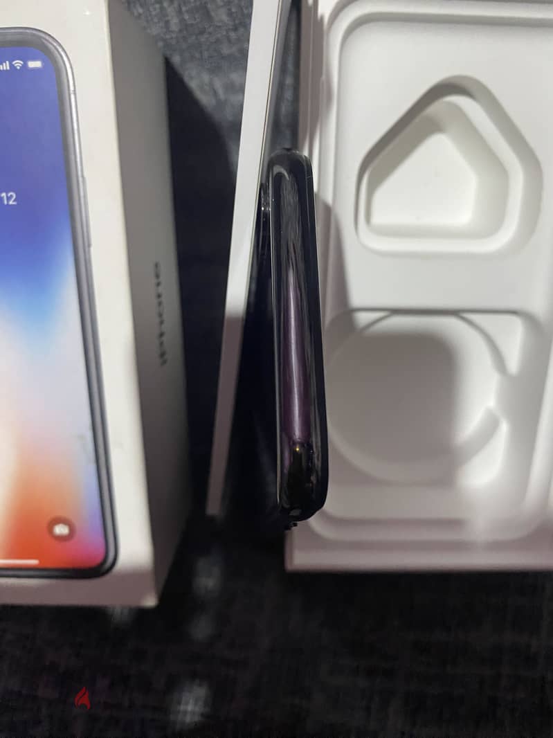 iphone (X) (64gb) 9