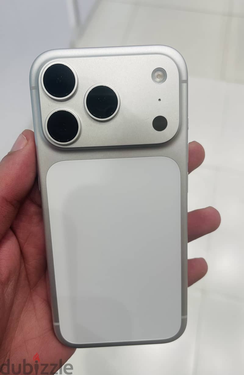 Iphone 17 pro 256 silver 3