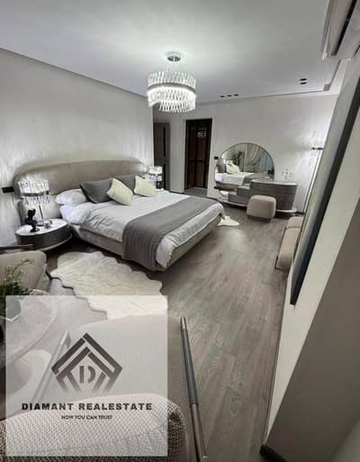 At Special price and excellent discount Apartment 198m Ready to move Finished VIP in Garden City (New Zamalek) Over 15Years minutes from Iconic Tower At Special price and excellent discount Apartment 198m Ready to move Finished VIP in Garden City (New Zamalek) Over 15Years minutes from Iconic Tower