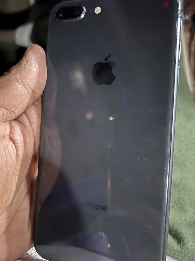 iPhone 8 Plus 3
