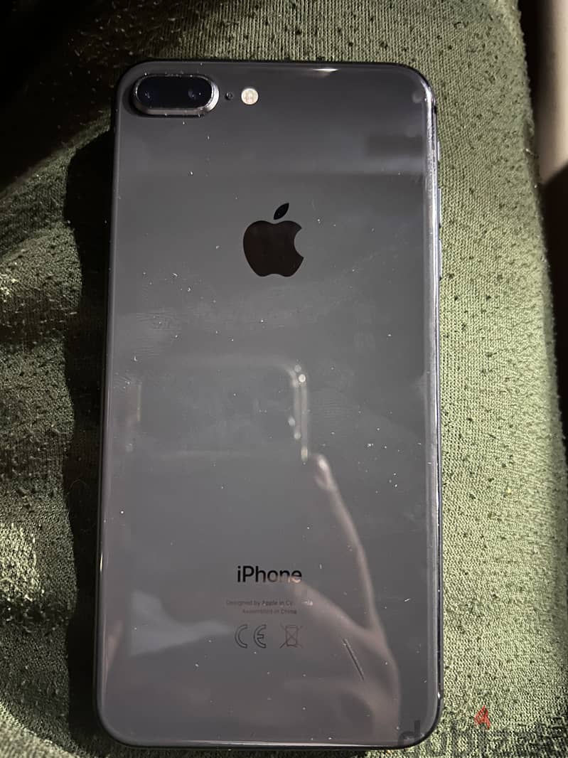 iPhone 8 Plus 6