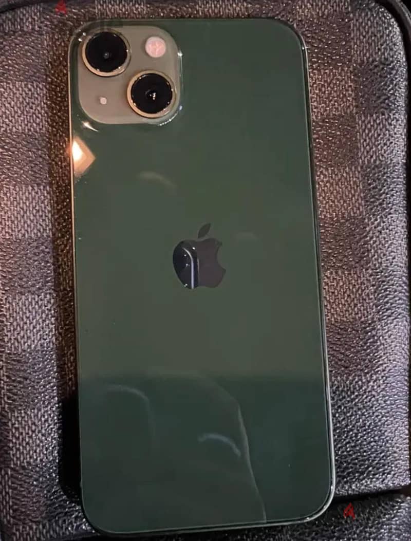 Apple - iPhone 13 3