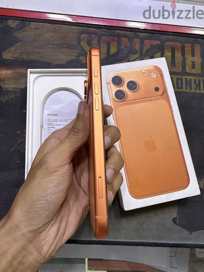 Apple - iPhone 17 Pro Max 1