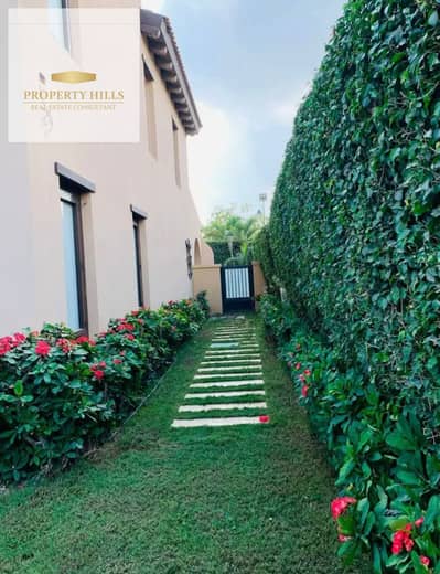 For urgent sale villa in new cairo compound butterfly