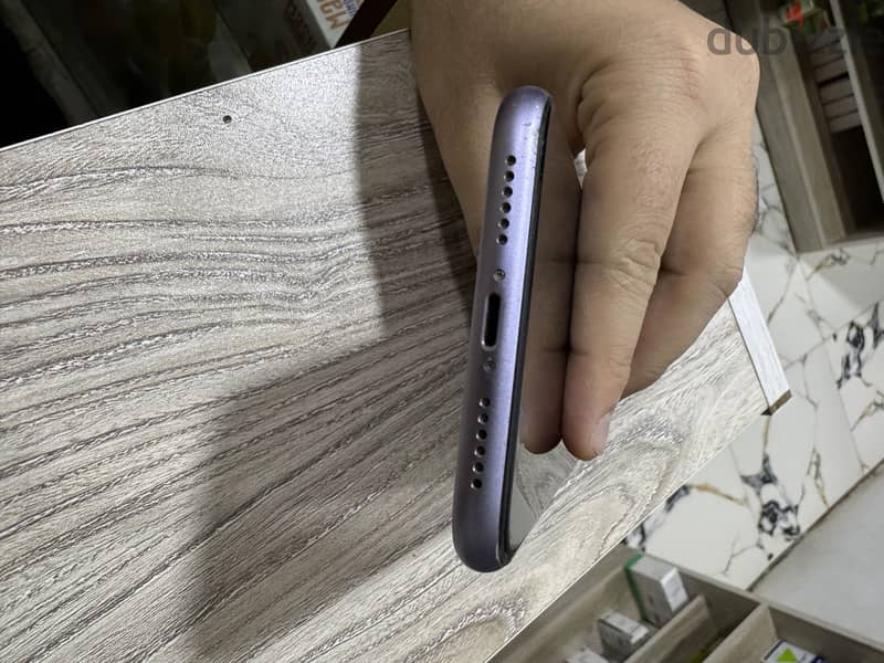 Apple - iPhone 11 2