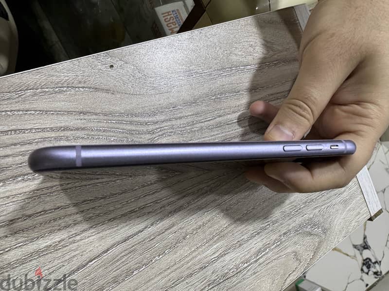 Apple - iPhone 11 4