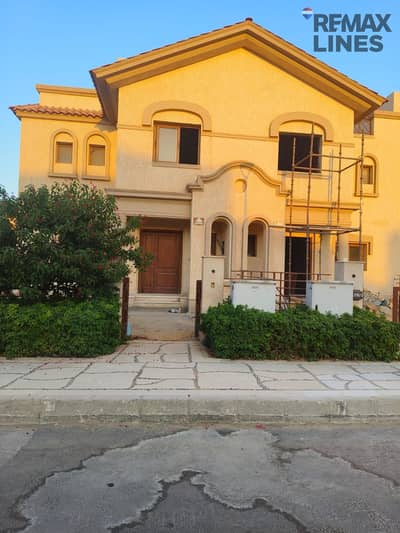 A real opportunity for sale in Four Seasons villas, owning a villa outright at a bargain price F3