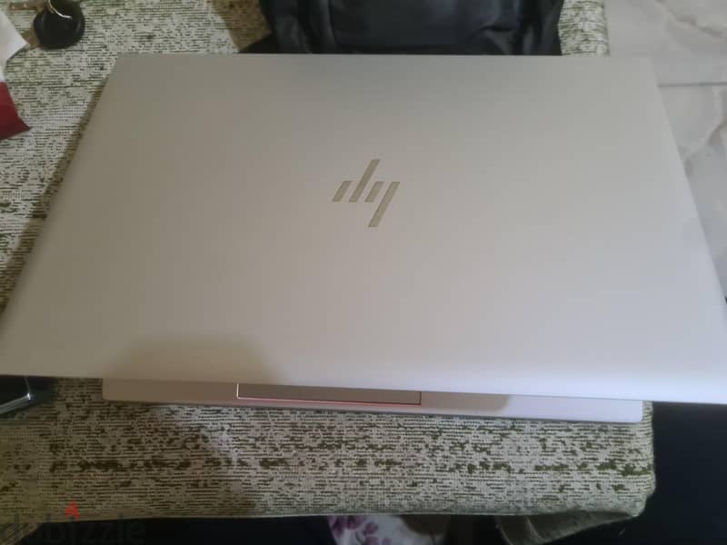 hp840 g7 1